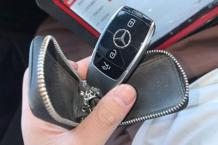 Used Mercedes-Benz E-Class 2022 Revised Version E 300 L Sporty and Stylish Edition
