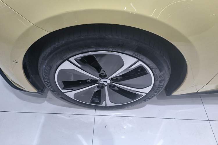 Used Nio ET5T 2023 75 kWh Touring