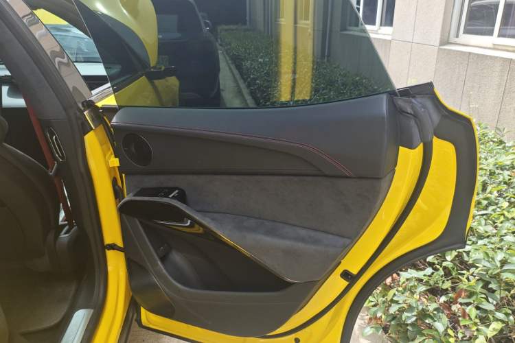 Used  ELETRE 2023 ELETRE S+
