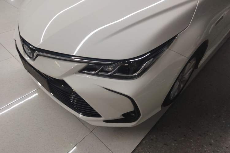 Used Toyota Corolla 2021 Dual-Motor 1.8L E-CVT Elite Edition
