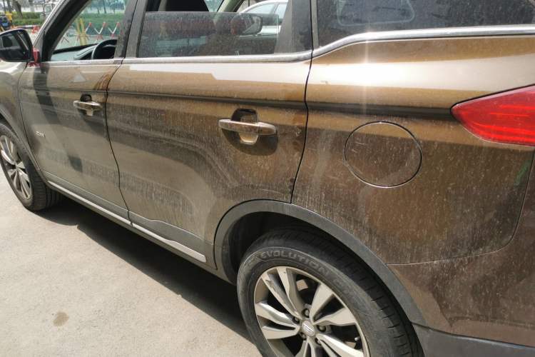 Used Geely Auto Emgrand X7 Sport 2016 1.8TD Automatic ZhiShang Model