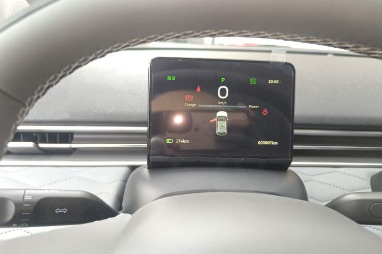 Used Dongfeng NAMMI 01 2024 New Edition 330 Plus Smart+
