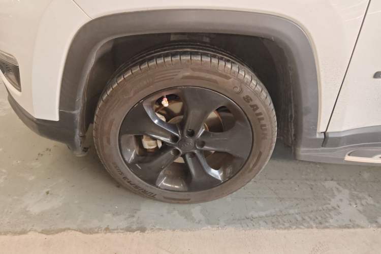 Used  Compass 2020 220T Automatic Night Eagle Edition
