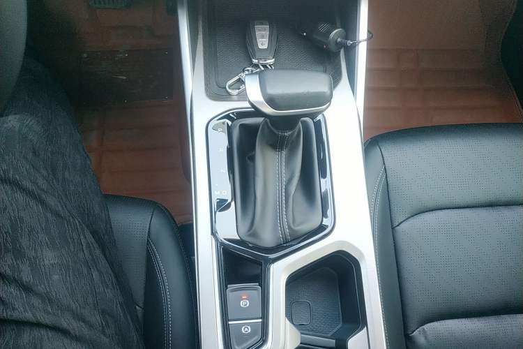 Used Geely Auto Emgrand 2022 4th Generation 1.5L CVT Luxury Model
