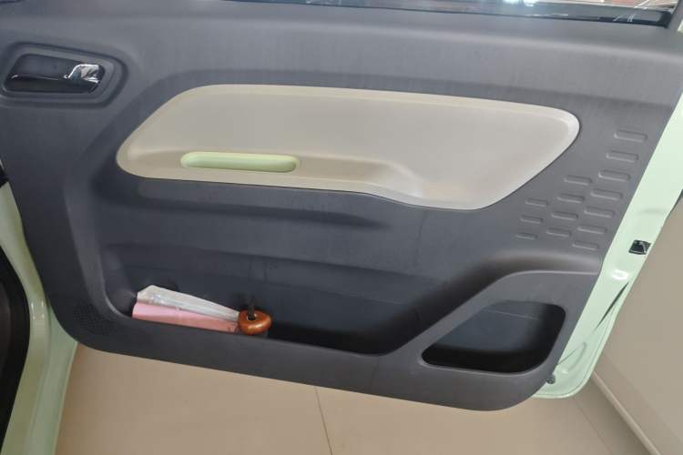 Used Wuling Hongguang MINIEV 2022 Macaron Premium Model – Lithium Iron Phosphate