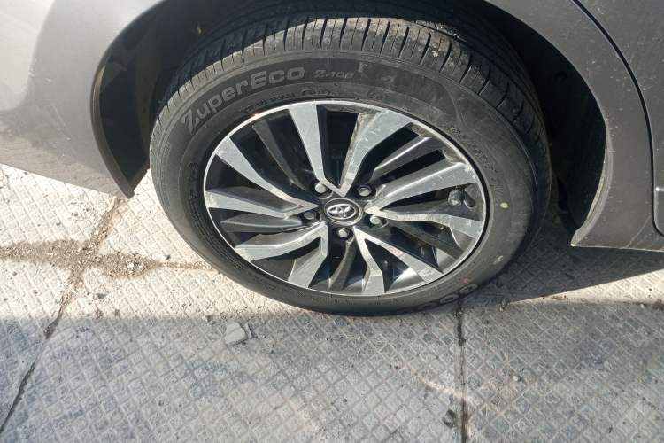 Used Toyota Corolla 2017 Revised Dual-Engine 1.8L E-CVT Elite Edition