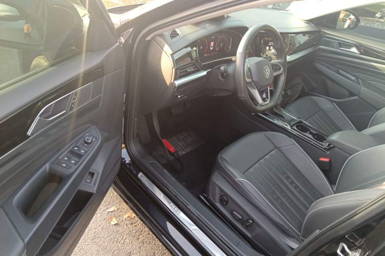 Used Volkswagen Passat 2022 330TSI Starry Elite Edition
