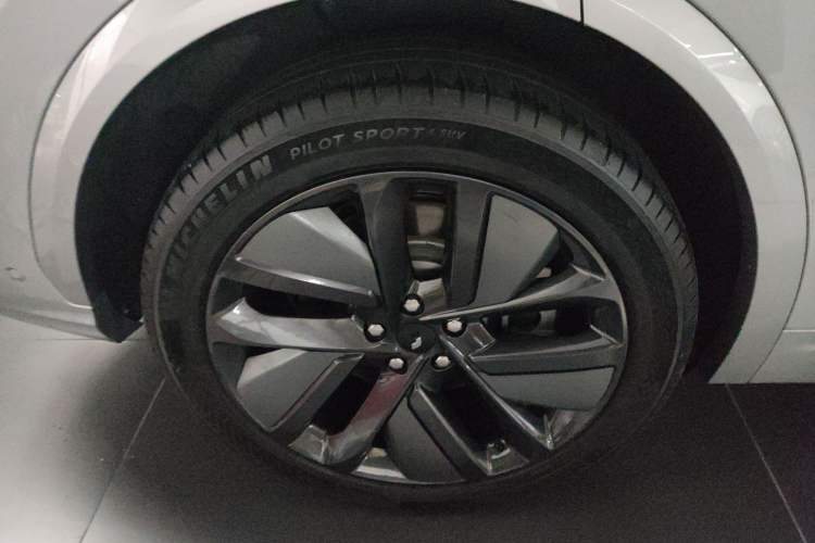 Used Li Auto L7 2023 Air model
