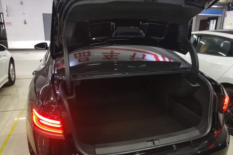 Used Volkswagen Passat 2025 Outstanding Model 380TSI Starry Dragon Edition
