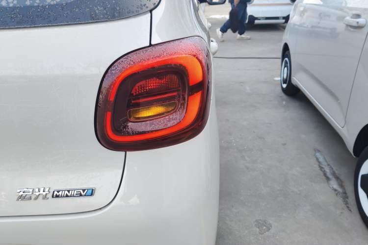 Used Wuling Hongguang MINIEV 2025 Four-Door Version Advanced Edition