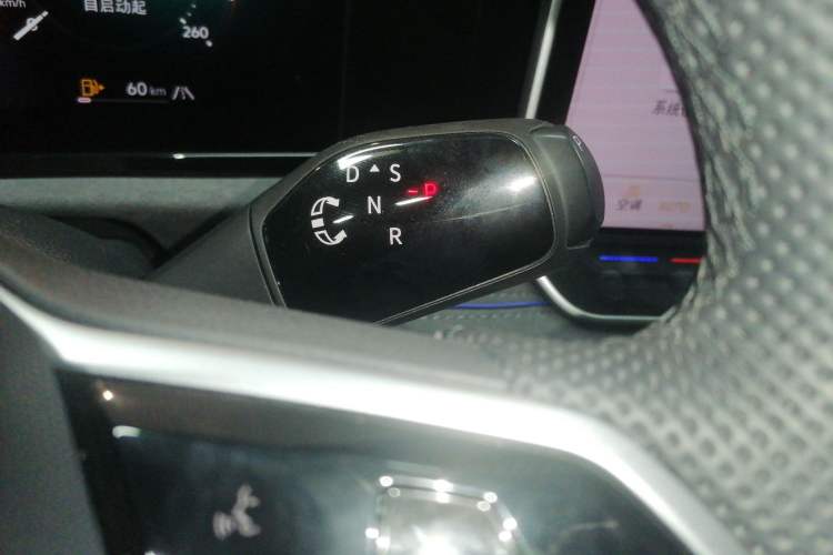 Used Volkswagen Tiguan L 2024 PRO 380TSI Four-Wheel Drive R-Line Prestige Edition
