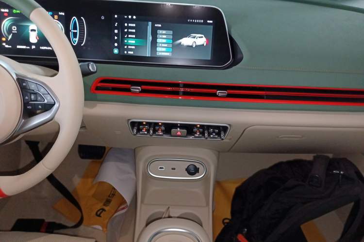 Used ORA Good Cat 2023 401 km Standard Range Premium Version Lithium Iron Phosphate