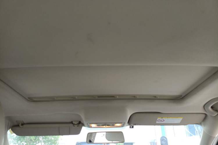 Used Skoda Rapid 2015 1.6L Manual Smart Selection Model
