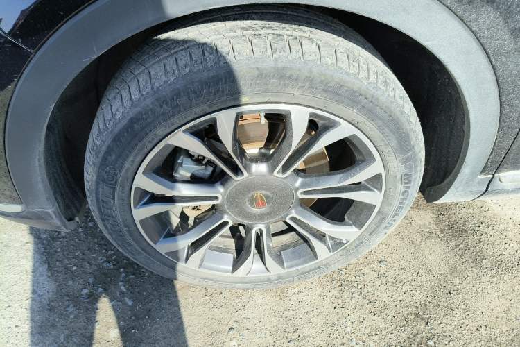 Used Hongqi HS5 2019 2.0T Smart Connect Flagship All-Wheel-Drive Version
