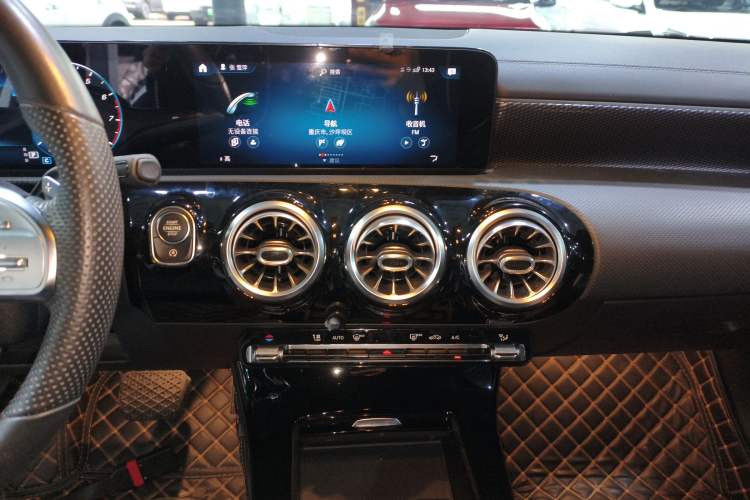 Used Mercedes-Benz A-Class 2021 A 200 L Sport Sedan Fashion Model