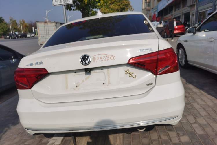 Used Volkswagen Jetta 2017 1.5L Automatic Comfort Model