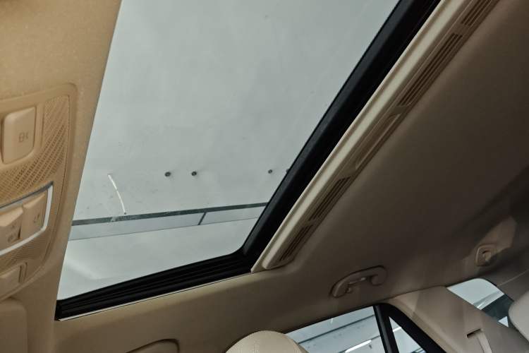 Used Mercedes-Benz M-Class 2014 ML 320 4MATIC