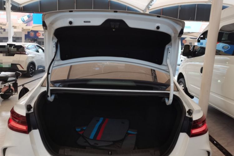 Used Geometry G6 2022 620 New Le Xinying
