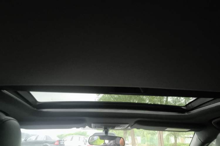 Used Honda Civic 2021 HATCHBACK 220TURBO CVT Trendy Cool Edition
