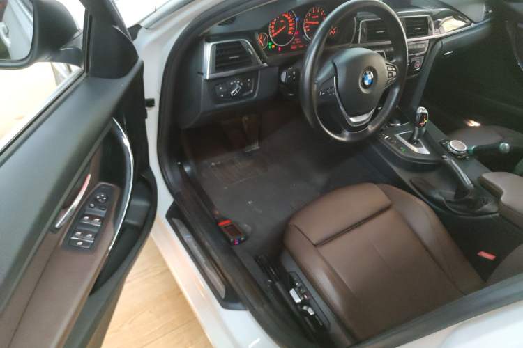 Used BMW 3 Series 2018 320Li Fashion Model
