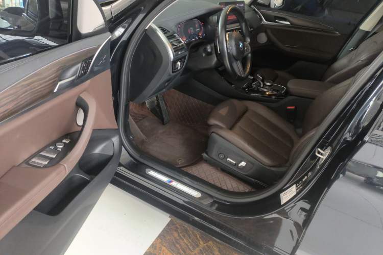 Used BMW X3 2023 xDrive30i Leading Model M Night Edition Package
