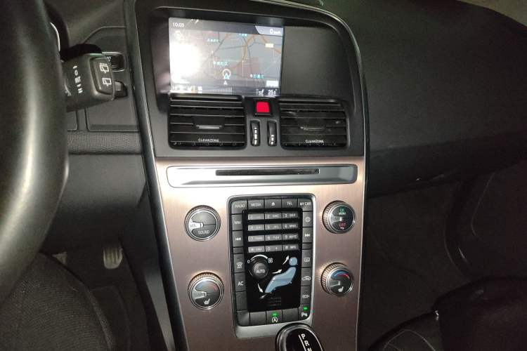 Used Volvo XC60 2017 T5 Smart Upgrade Edition