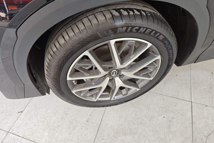 Used GAC Trumpchi GS8 2025 Linghang Series 2.0 TGDI Two-Wheel-Drive Luxury Edition 5 Seats
