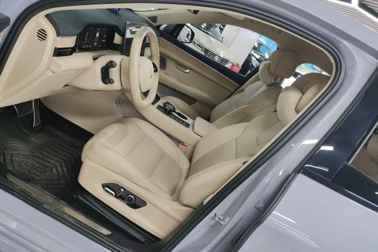 Used Hima AITO M5 2024 Extended-Range Max RS Four-Wheel Drive Advanced Intelligent Driving Version
