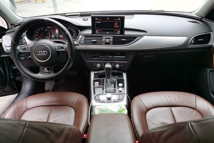 Used Audi A6 2017 Avant 35 TFSI Fashion Model
