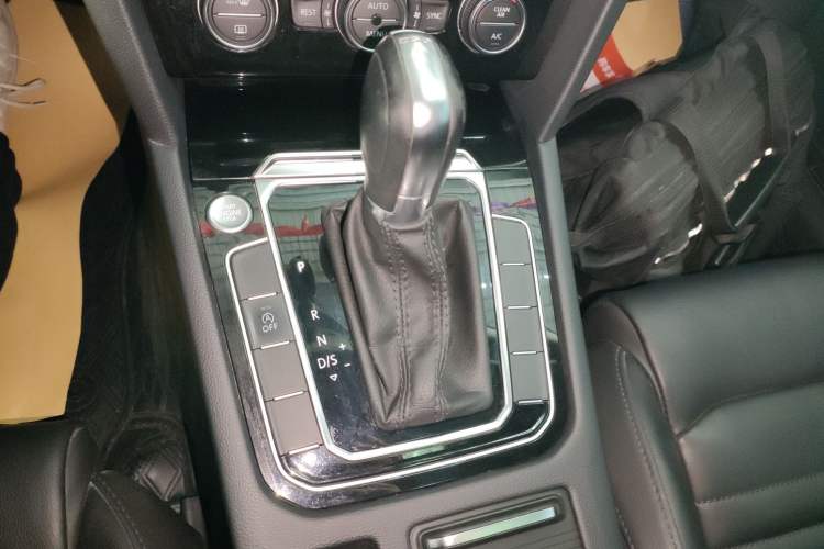 Used Volkswagen Magotan 2019 330TSI DSG Luxury Version China VI Standard
