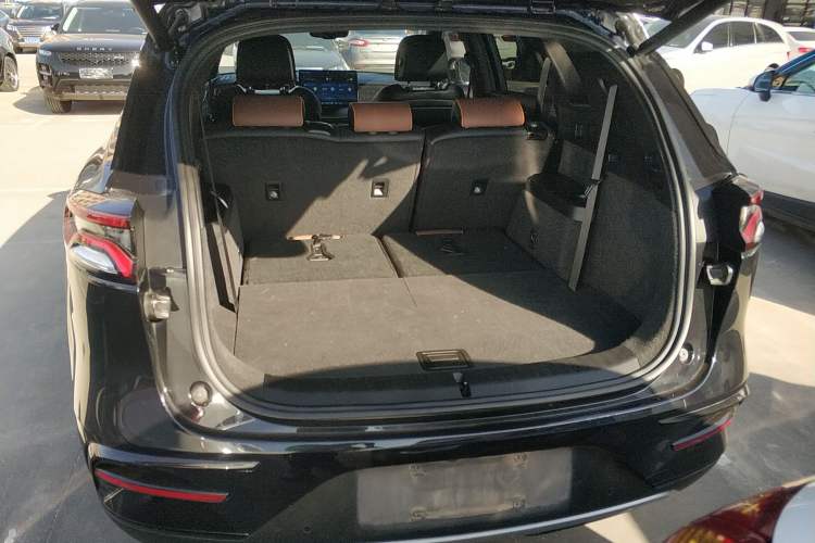 Used BYD Tang New Energy 2021 DM-i 112KM Prestige Model
