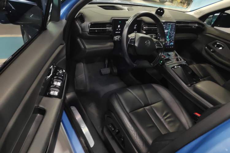 Used Nio ES8 2018 355 km Base Version 7-Seater Edition
