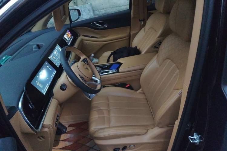 Used VOYAH Dream 2022 Low-Carbon Edition Plus Intelligent Driving Package