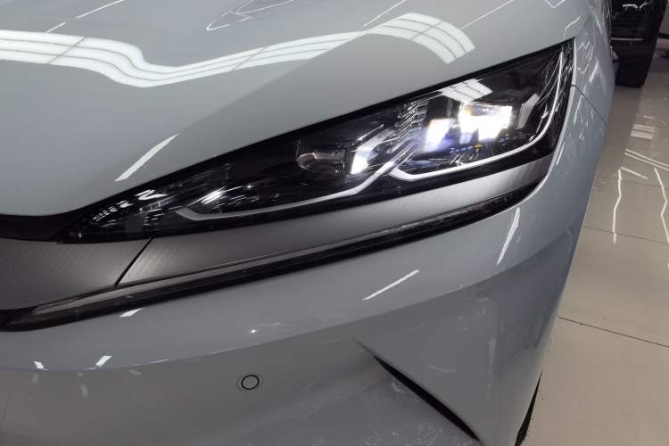 Used BYD Qin L 2025 EV 545KM Beyond Version
