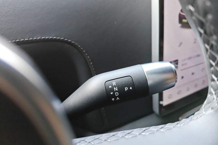 Used Li Auto L8 2023 Pro Model
