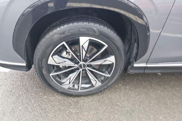 Used Roewe RX5 2023 1.5T Elite Edition
