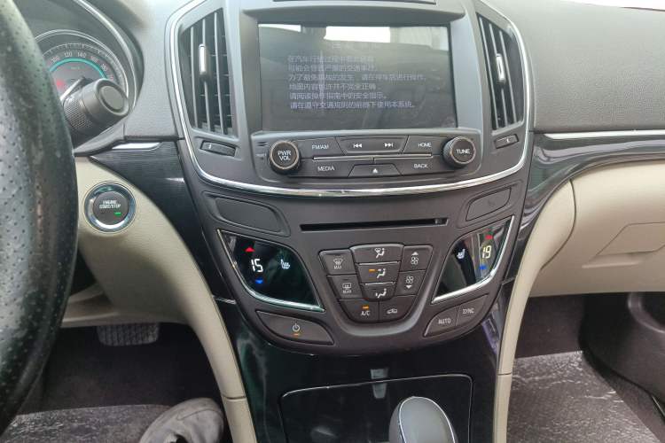 Used Buick Regal 2015 2.0L Elite Fashion Edition
