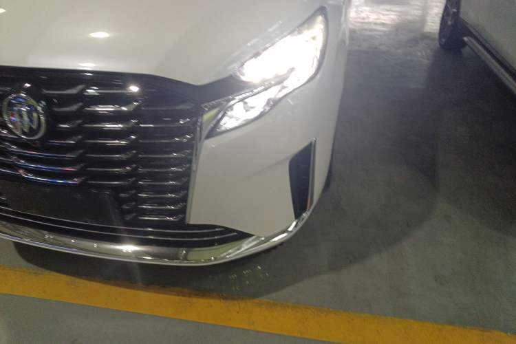 Used Buick GL8 2023 ES Lu Zun Comfort Model
