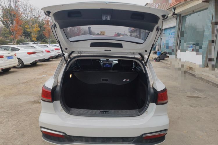 Used Roewe Ei5 2018 Internet Luxury Edition
