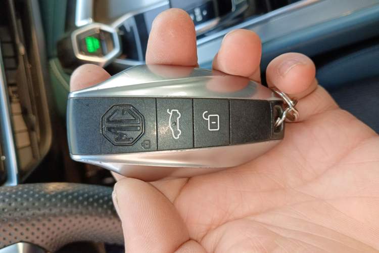 Used MG 7 2023 2.0T Automatic Hunter Luxury Edition
