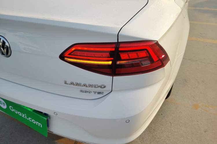 Used Volkswagen Lamando 2021 230TSI DSG Fashion Edition