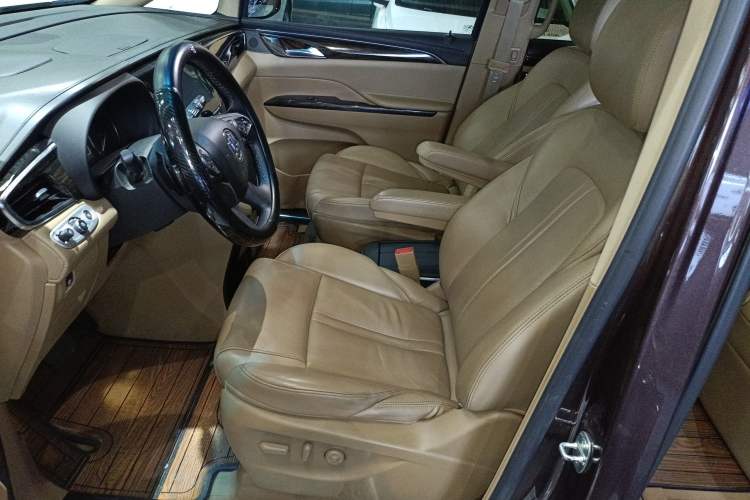 Used Buick GL8 2017 ES 28T Luxury Model China V Standard
