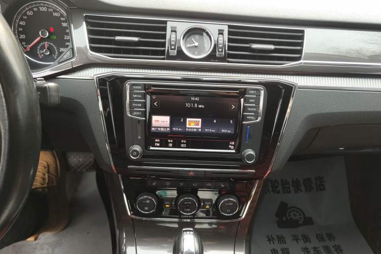 TDK.VehicleDetails.img