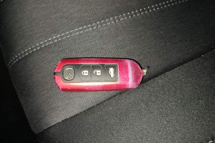 Used Mazda Atenza 2020 2.0L Blue Sky Fashion Edition
