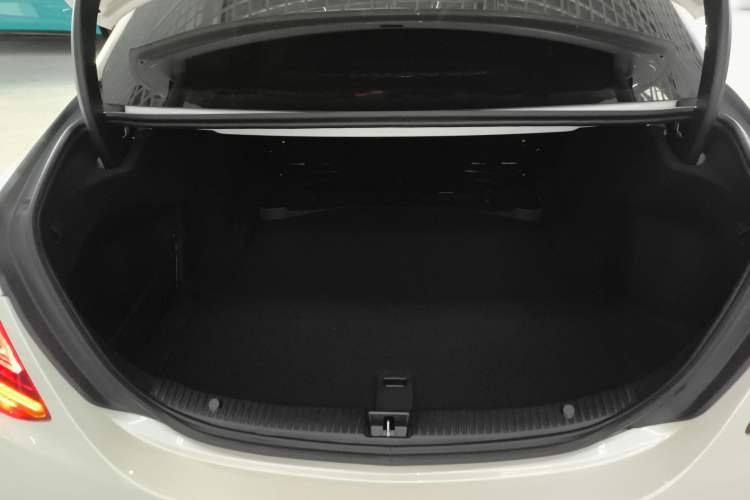 Used Mercedes-Benz C-Class 2019 C 180 L Fashion Edition Sport Version
