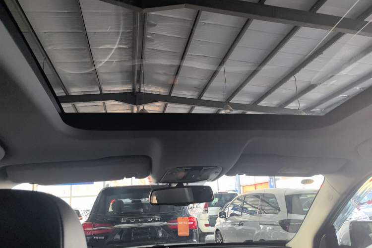 Used GAC Trumpchi GS8 2017 320T Two-Wheel Drive Luxury Smart Connectivity Version (7 Seats)
