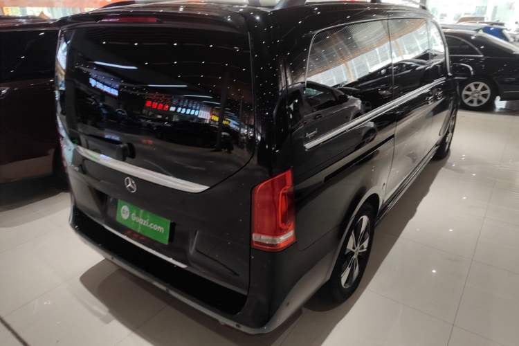 Used Mercedes-Benz V-Class 2022 V 260 Prestige Edition
