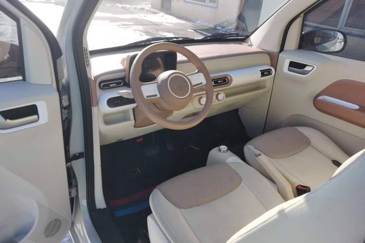 Used Wuling Hongguang MINIEV 2024 3rd Generation 215km Youth Edition