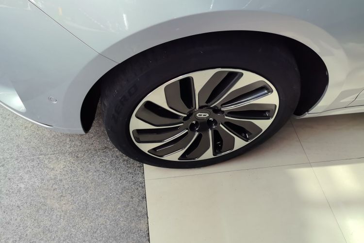 Used Hima AITO M5 2022 Extended-Range Four-Wheel Drive Performance Version