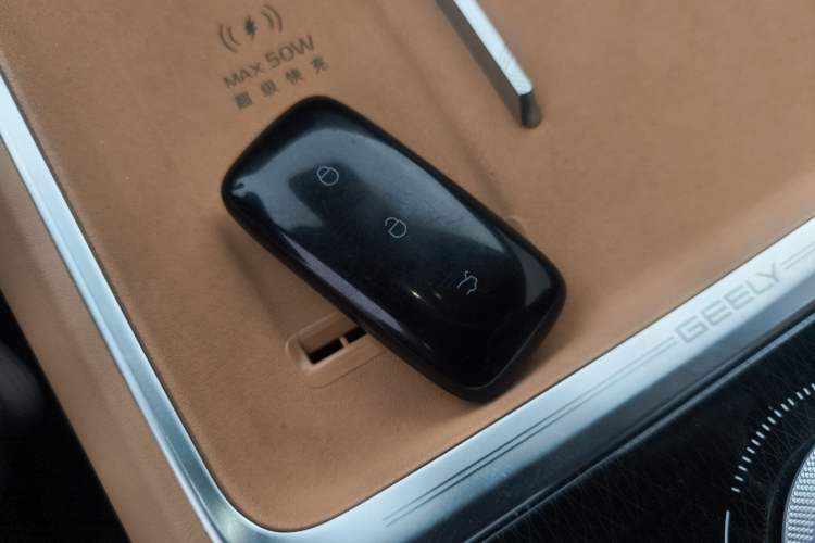 Used  Galaxy Xingjian 7 EM-i 2025 120km Flagship Edition